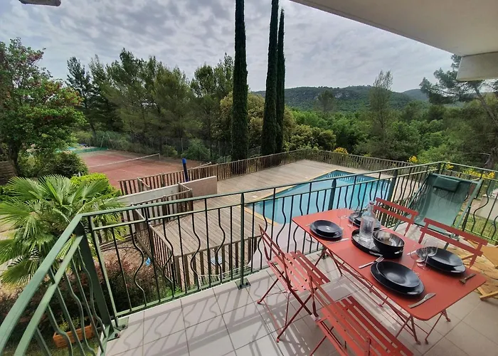 T3 Le Lou-Piscine&Parking - 5min des thermes